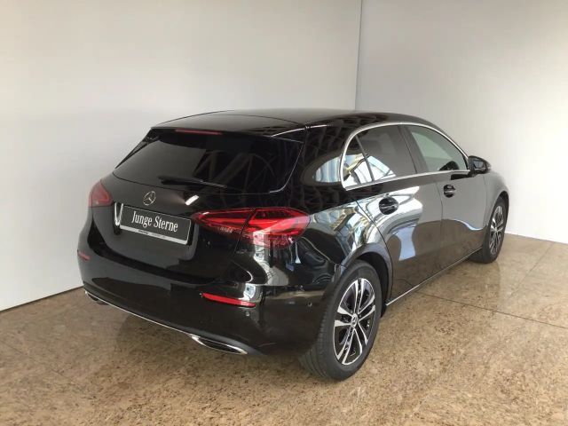 Mercedes-Benz A 180 Progressive