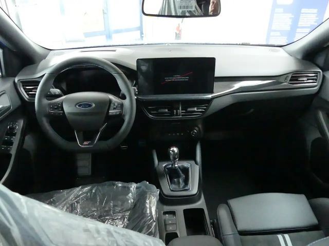 Ford Focus ST Line