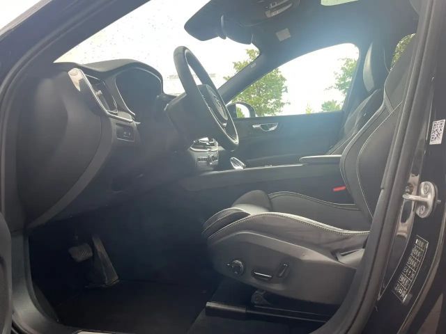 Volvo XC60 AWD Dark Plus Recharge T6