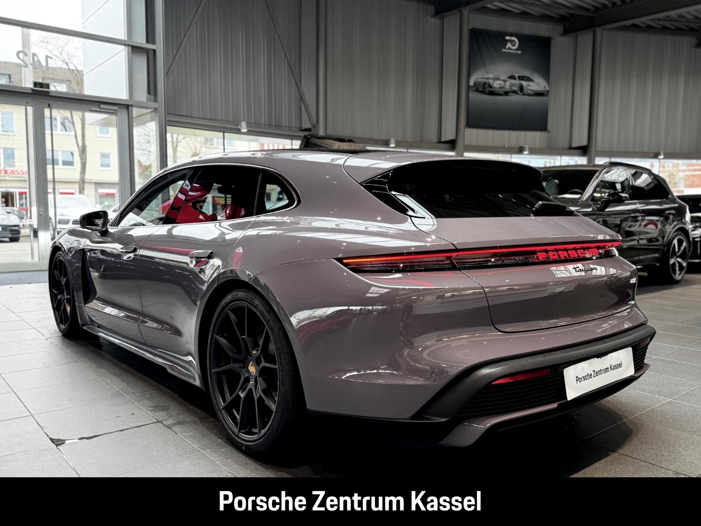 Porsche Taycan Sport Turismo