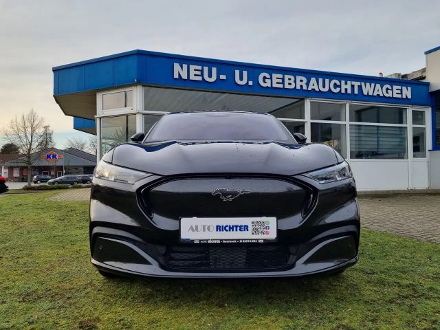 Ford Mustang Mach-E AWD