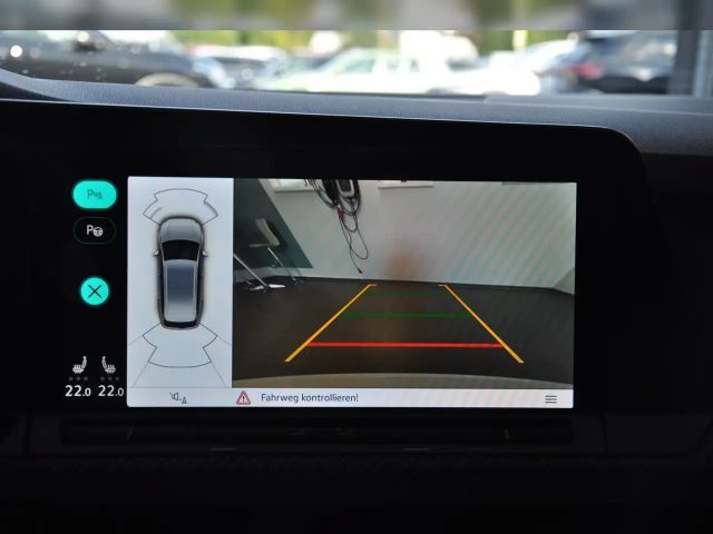 Volkswagen Golf 2.0 TSI IQ.Drive Variant