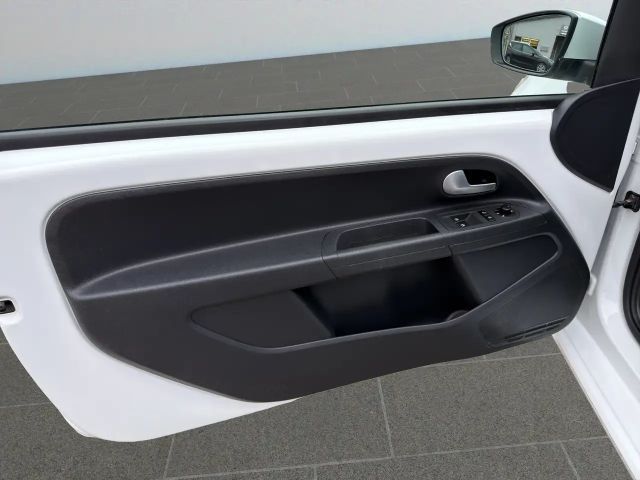 Volkswagen up! Move Move up!