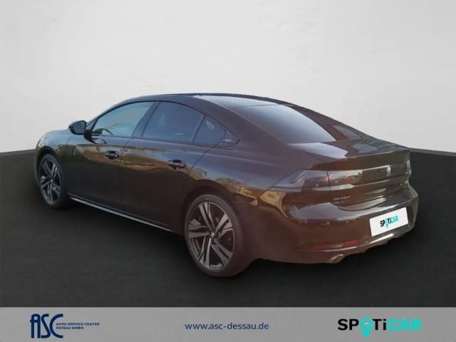 Peugeot 508 EAT8