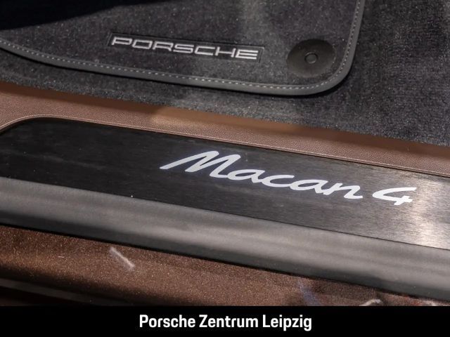 Porsche Macan 4