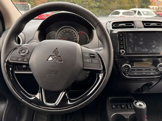 Mitsubishi Space Star Star