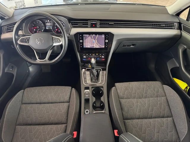 Volkswagen Passat 1.5 TSI Business DSG Variant