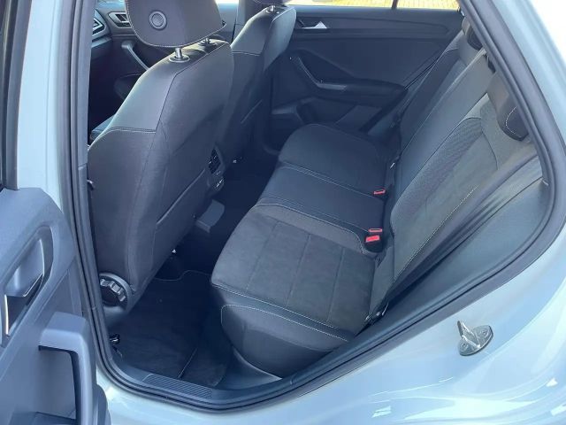 Volkswagen T-Roc 1.5 TSI DSG R-Line