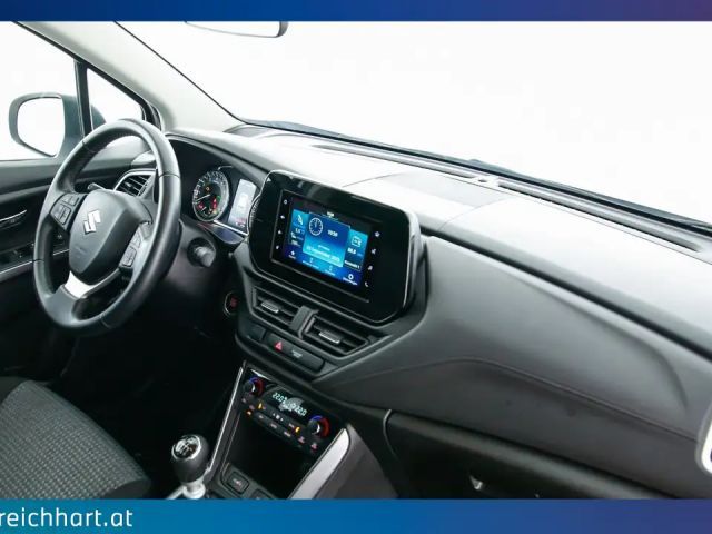 Suzuki S-Cross Hybrid