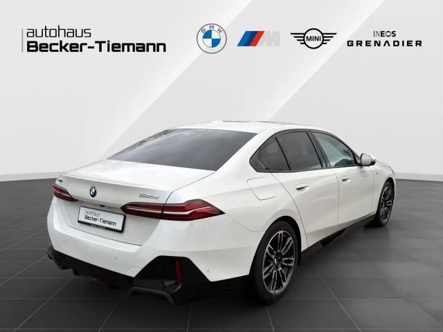 BMW 520 520d M-Sport Sedan xDrive