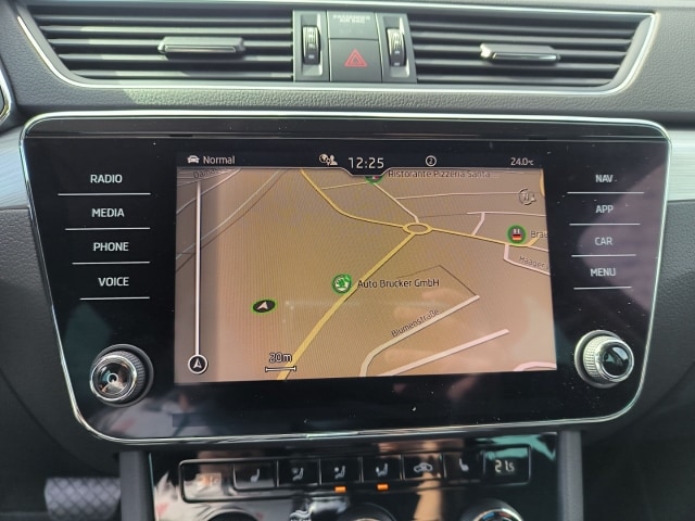 Skoda Superb 2.0 TDI Ambition Combi