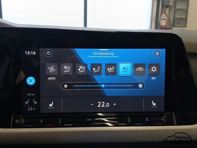 Volkswagen Golf 1.5 eTSI DSG Life Variant