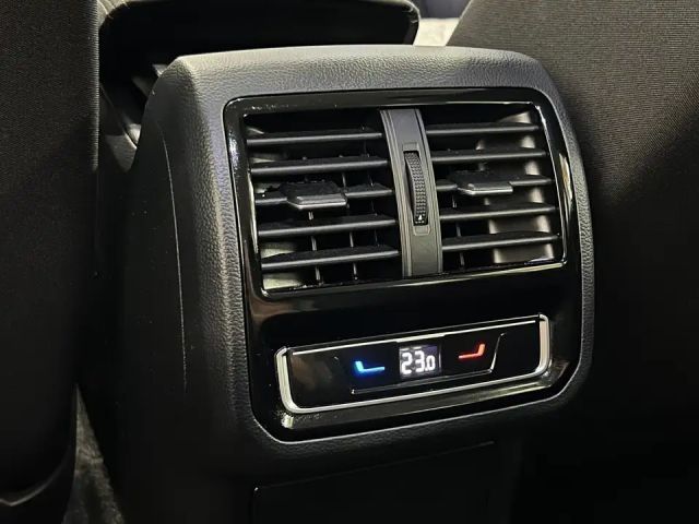 Volkswagen Passat 4Motion Business Variant