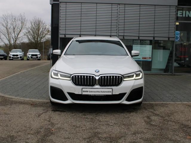BMW 520 520d M-Sport Touring