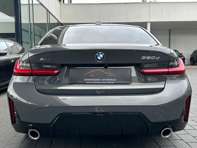 BMW 320 320d M-Sport Sedan xDrive