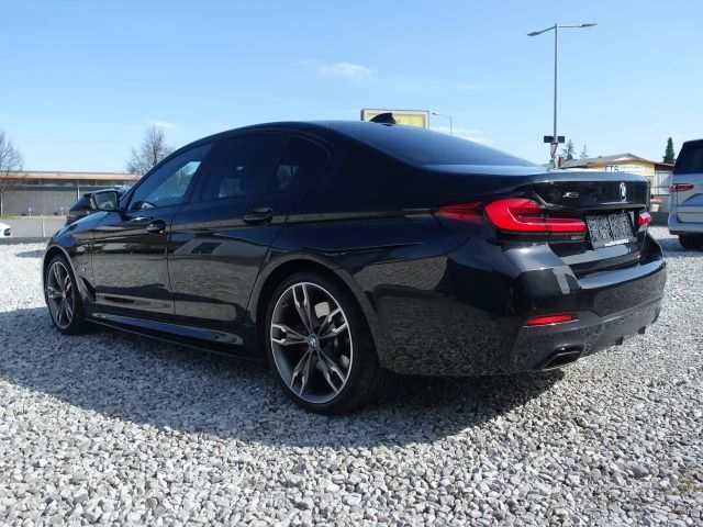 BMW 530 530e M-Sport Sedan xDrive