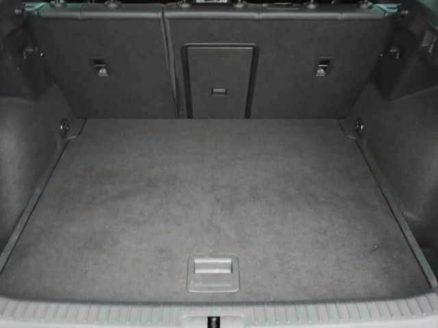 Cupra Formentor AHK ACC NAVI VIRT LEDER CARPLAY SHZ