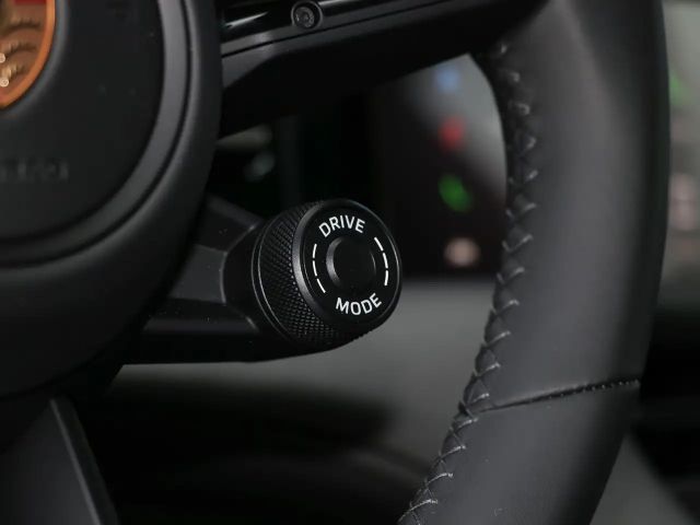 Porsche Taycan 4S Cross Turismo