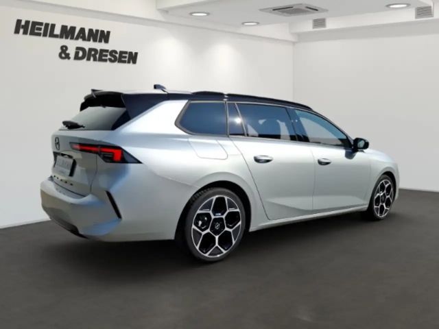 Opel Astra Sports Tourer Ultimate