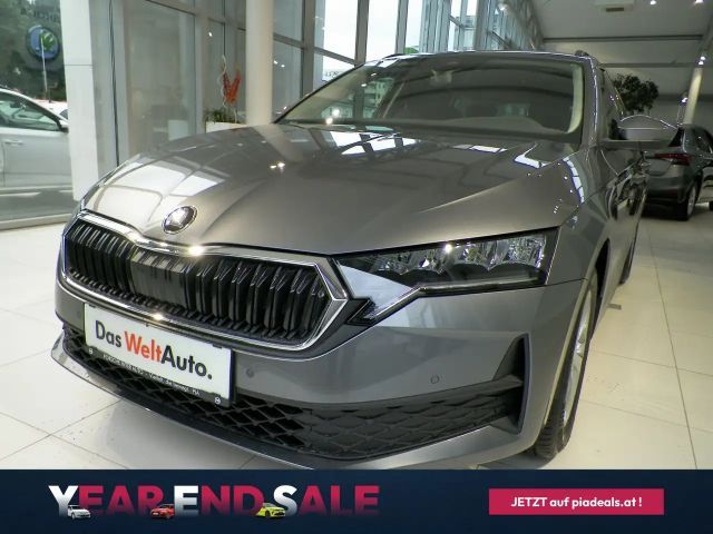 Skoda Octavia Essence TSI