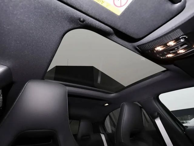 Mercedes-Benz A 200 AMG Line