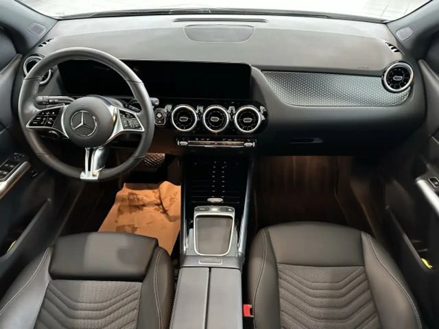 Mercedes-Benz B 200 Progressive