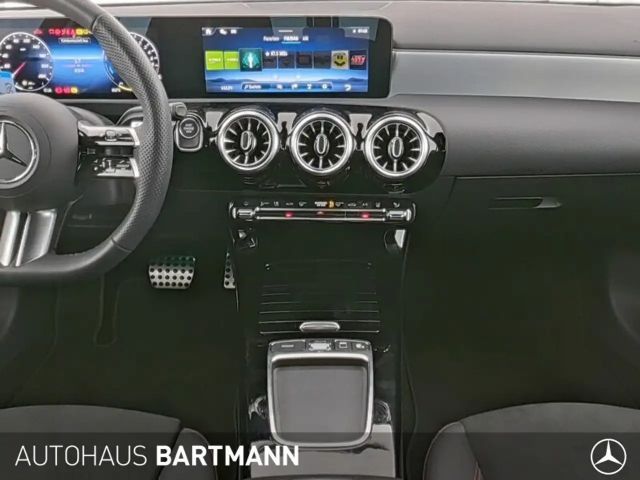 Mercedes-Benz A 250 A 250 e AMG Line