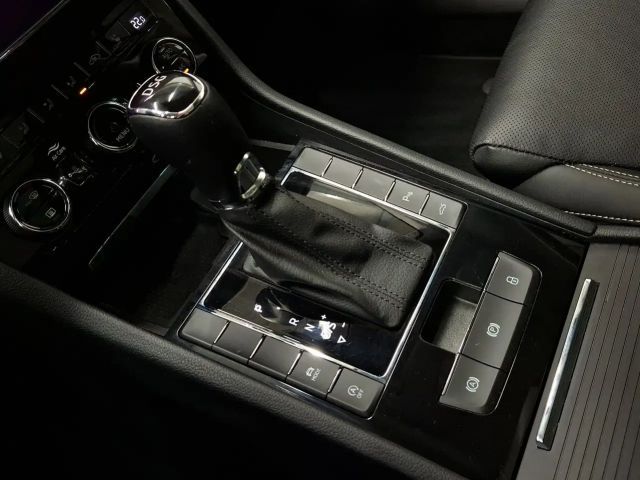 Skoda Superb 2.0 TDI Combi