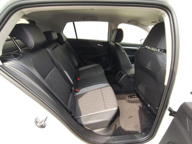 Volkswagen Golf 1.5 TSI