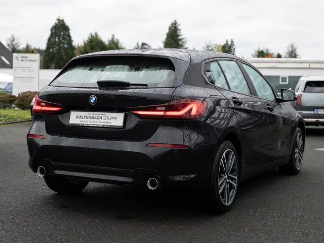 BMW 120 120d Sedan