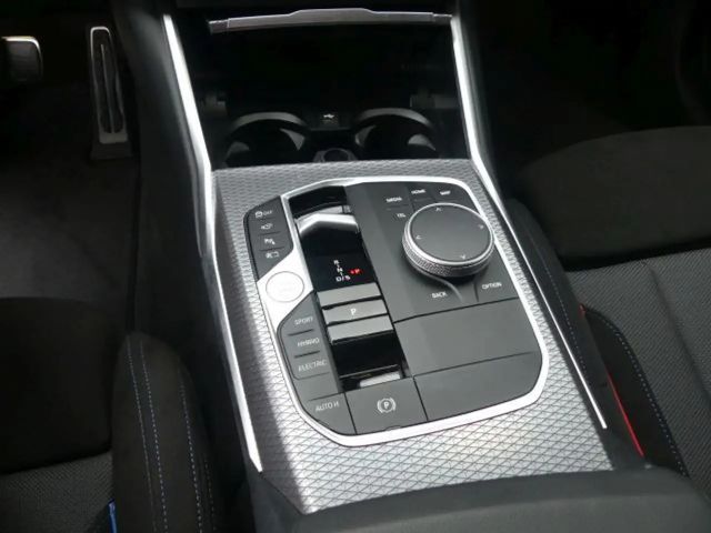 BMW 330 330e M-Sport Touring