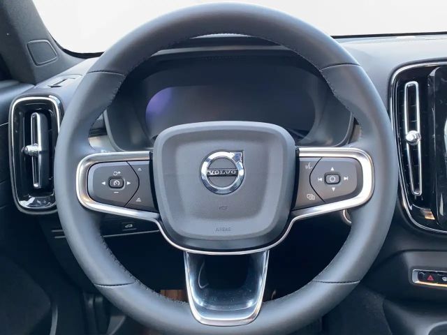 Volvo XC40 Dark Plus