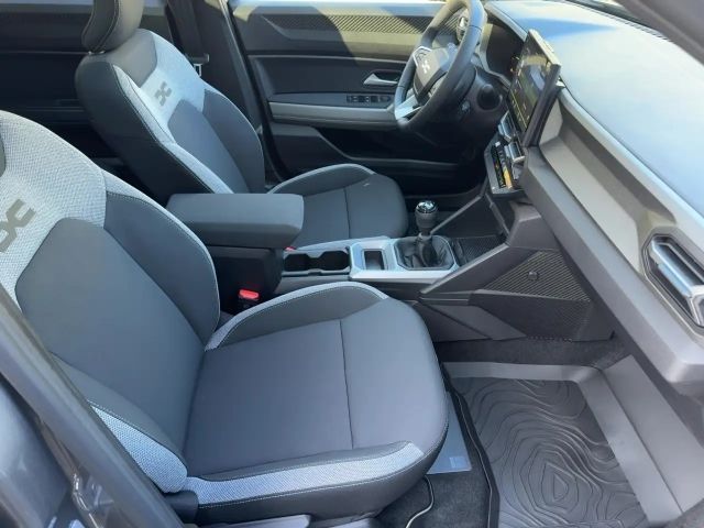 Dacia Bigster Hybrid 140 Mild Hybrid 140