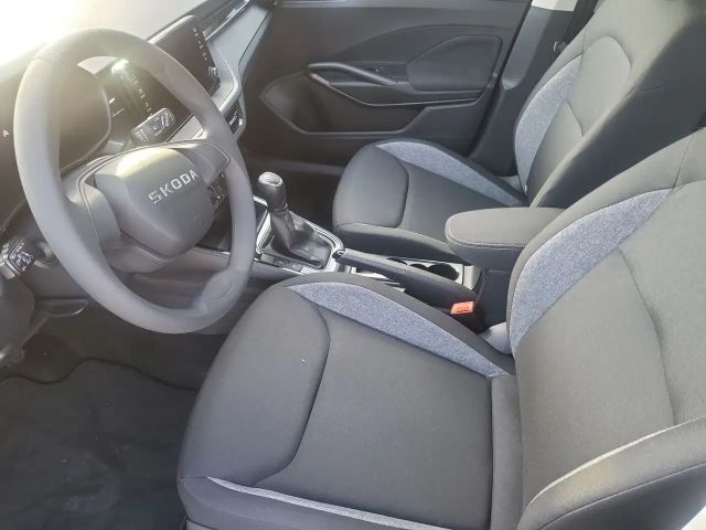 Skoda Fabia Essence LED Sitzh. 5 J Garantie