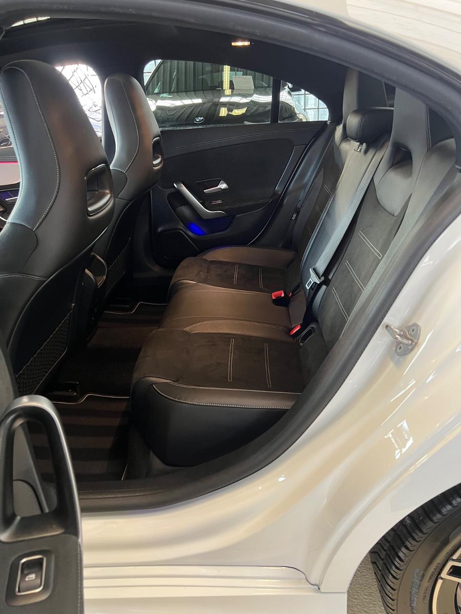 Mercedes-Benz CLA 200 AMG Line