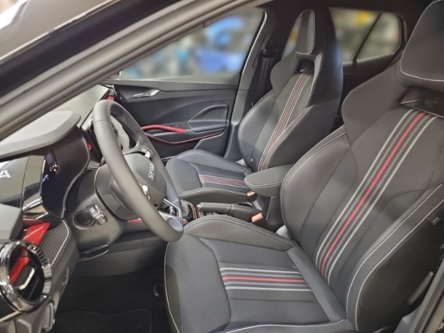 Skoda Fabia 1,0 TSI DSG LED PDC SHZ SMARTLINK