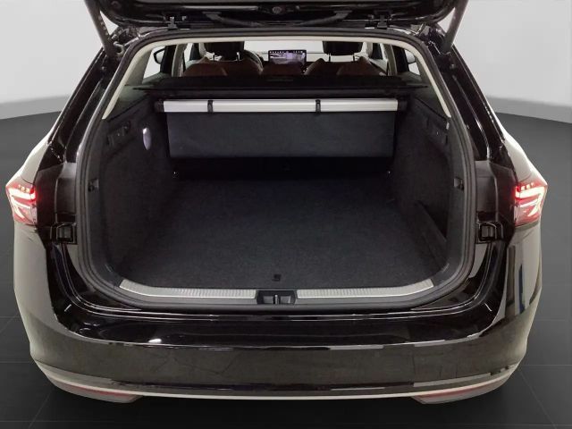 Skoda Superb Combi iV