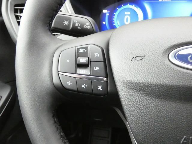 Ford Kuga Cool & Connect Hybrid