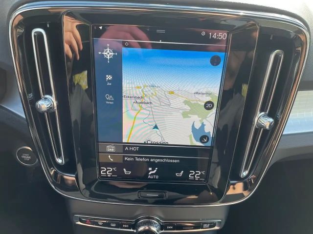 Volvo XC40 Dark Plus T4