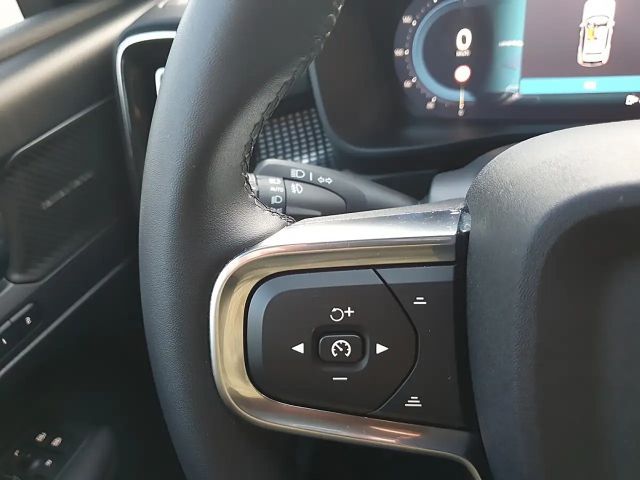 Volvo XC40 Dark Plus