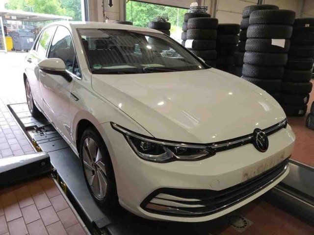 Volkswagen Golf 1.5 TSI Golf VIII