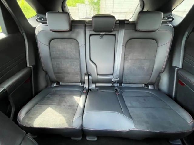 Ford Kuga Plug in Hybrid ST Line X