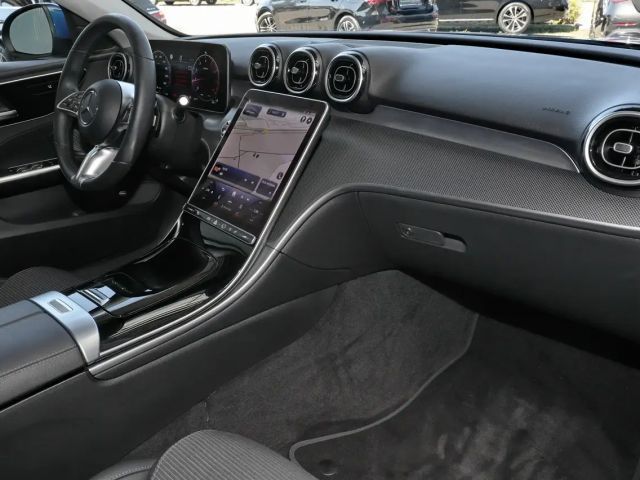 Mercedes-Benz C 180 Sedan