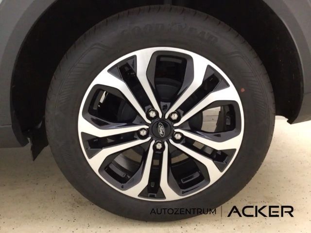 Ford Puma EcoBoost Titanium