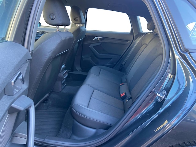 Audi A3 30 TFSI S-Tronic Sportback