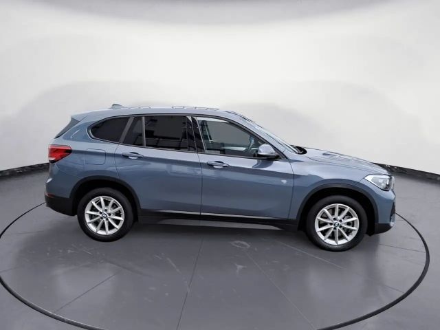 BMW X1 Advantage pakket sDrive20i