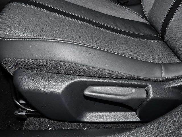 Peugeot 208 Allure Pack