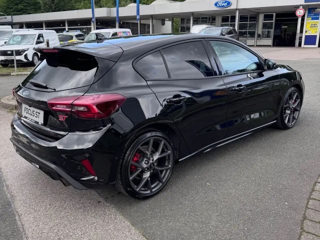 Ford Focus ST Line