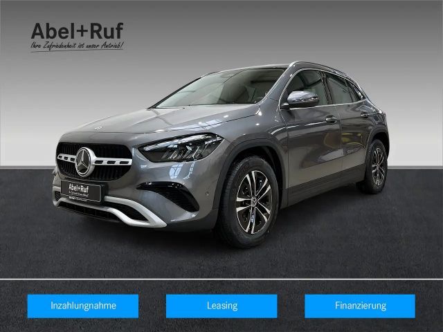 Mercedes-Benz GLA 200 MBUX+LED+EASY-PACK+Kamera+AHK