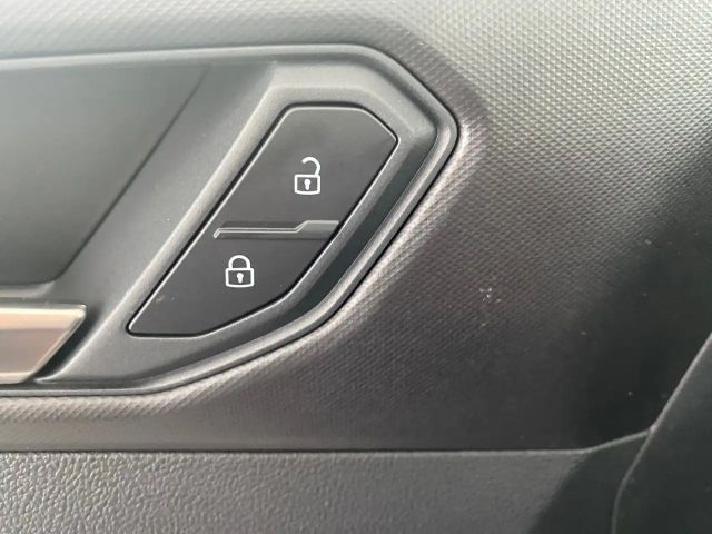 Volkswagen T-Cross 4Me TSI